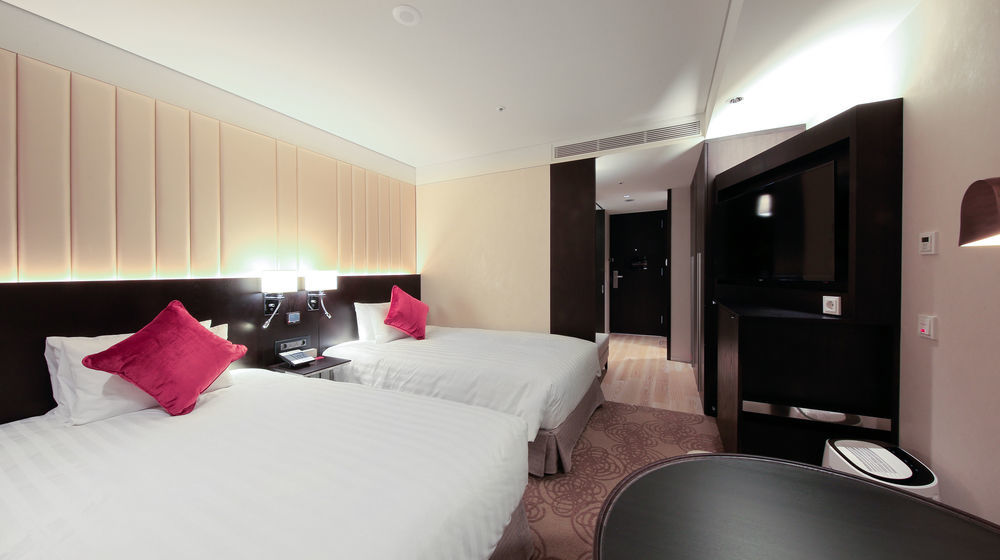 Solaria Nishitetsu Hotel Seoul Myeongdong Екстер'єр фото